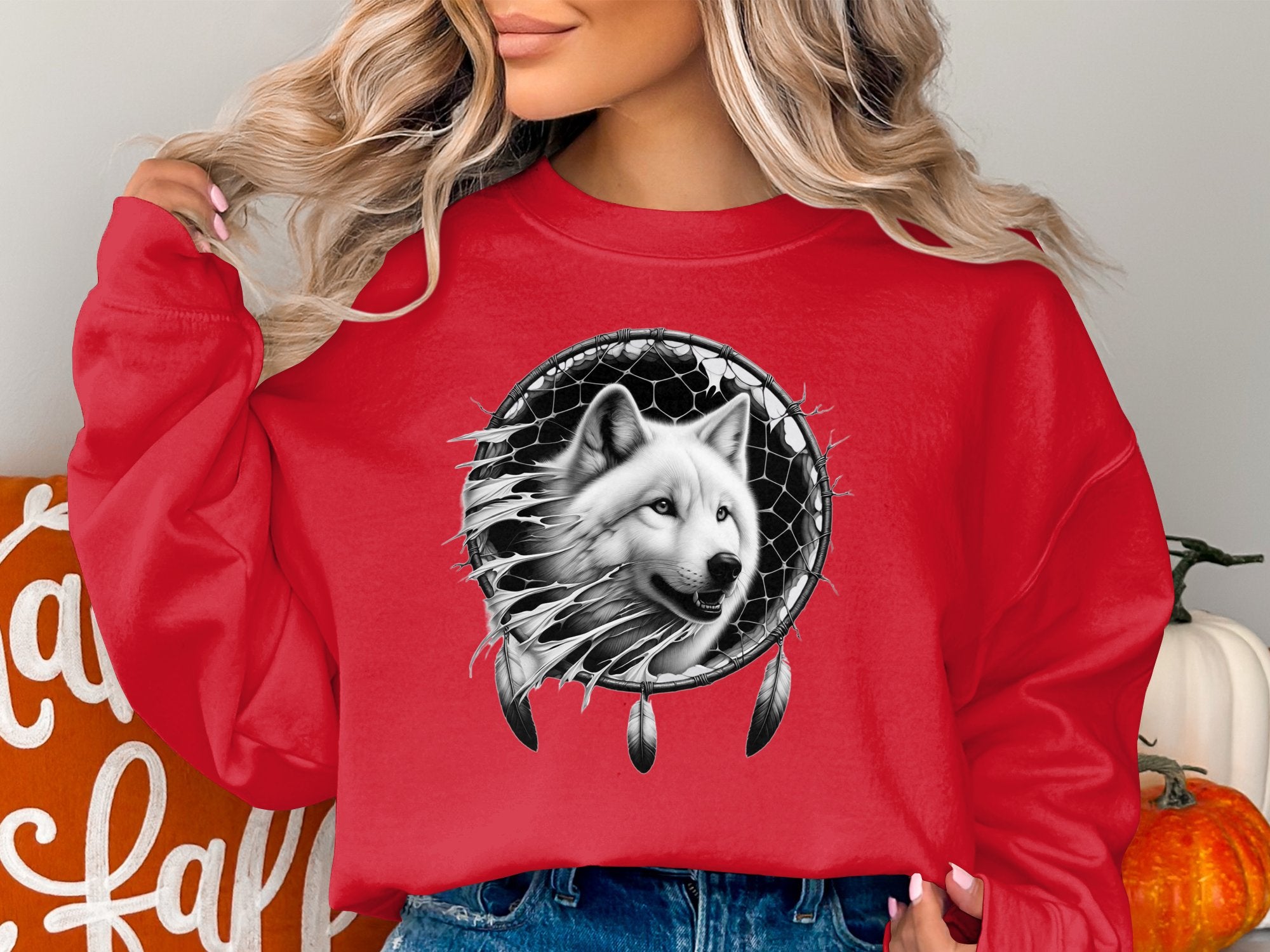 Dreamcatcher Wolf - Coloured Gildan Sweatshirt Realistic Native American Talisman Unisex Mythology Tee Graphic Design