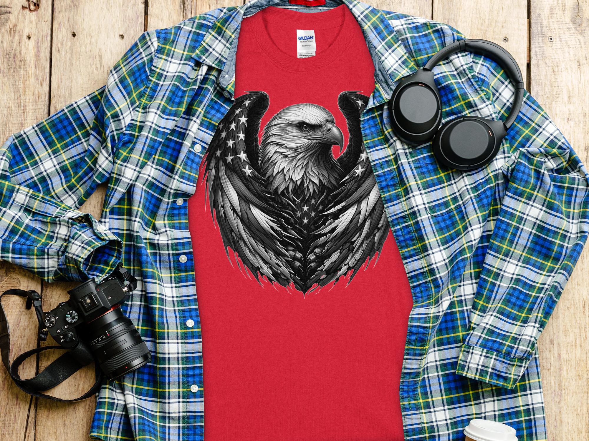 Eagle Patriot - Coloured Gildan T-Shirt Realistic Animal Talisman Unisex Tee Graphic Design