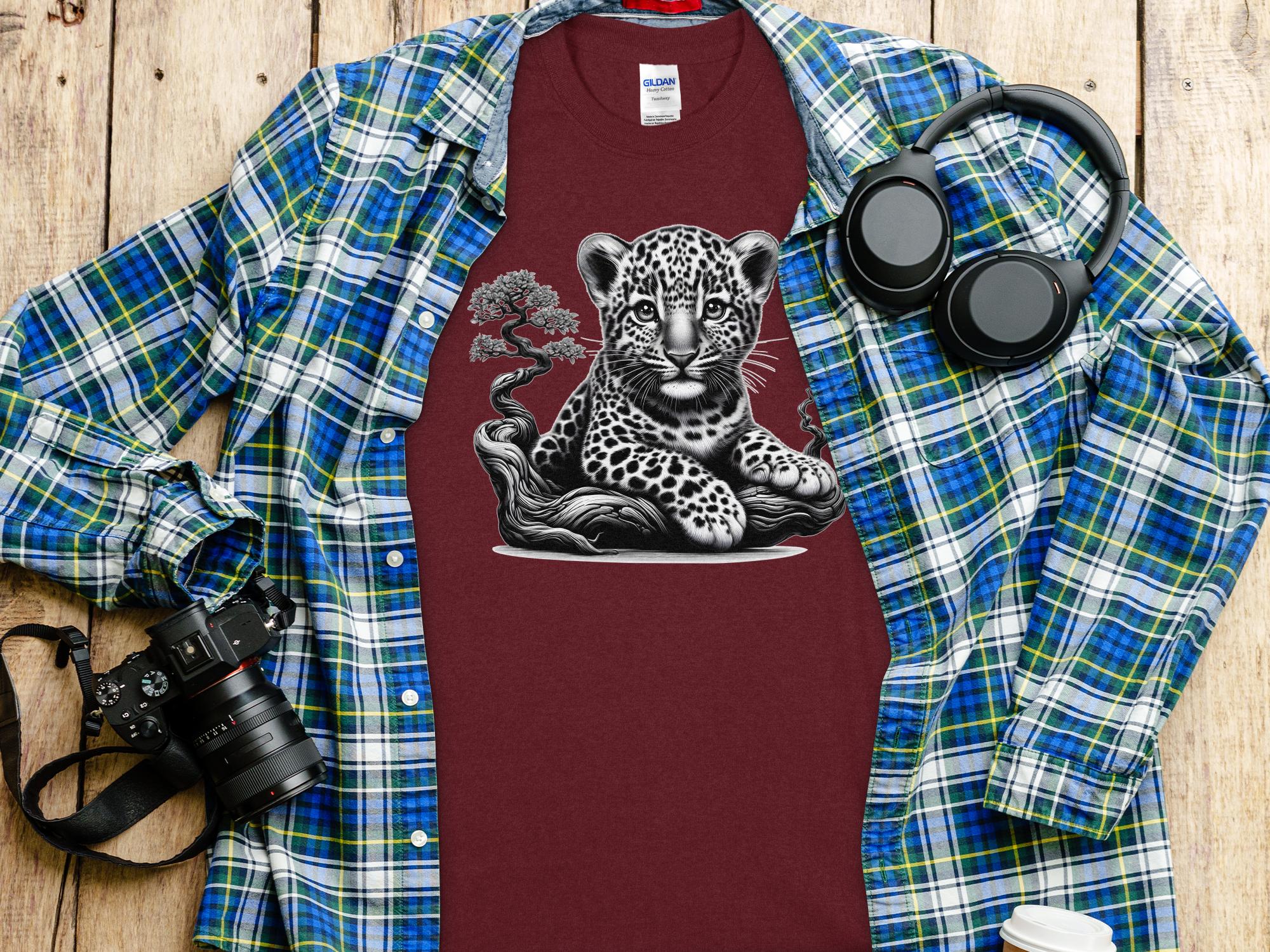 Leopard Bonsai - Coloured Gildan T-Shirt Realistic Animal Talisman Unisex Cute Tee Graphic Design