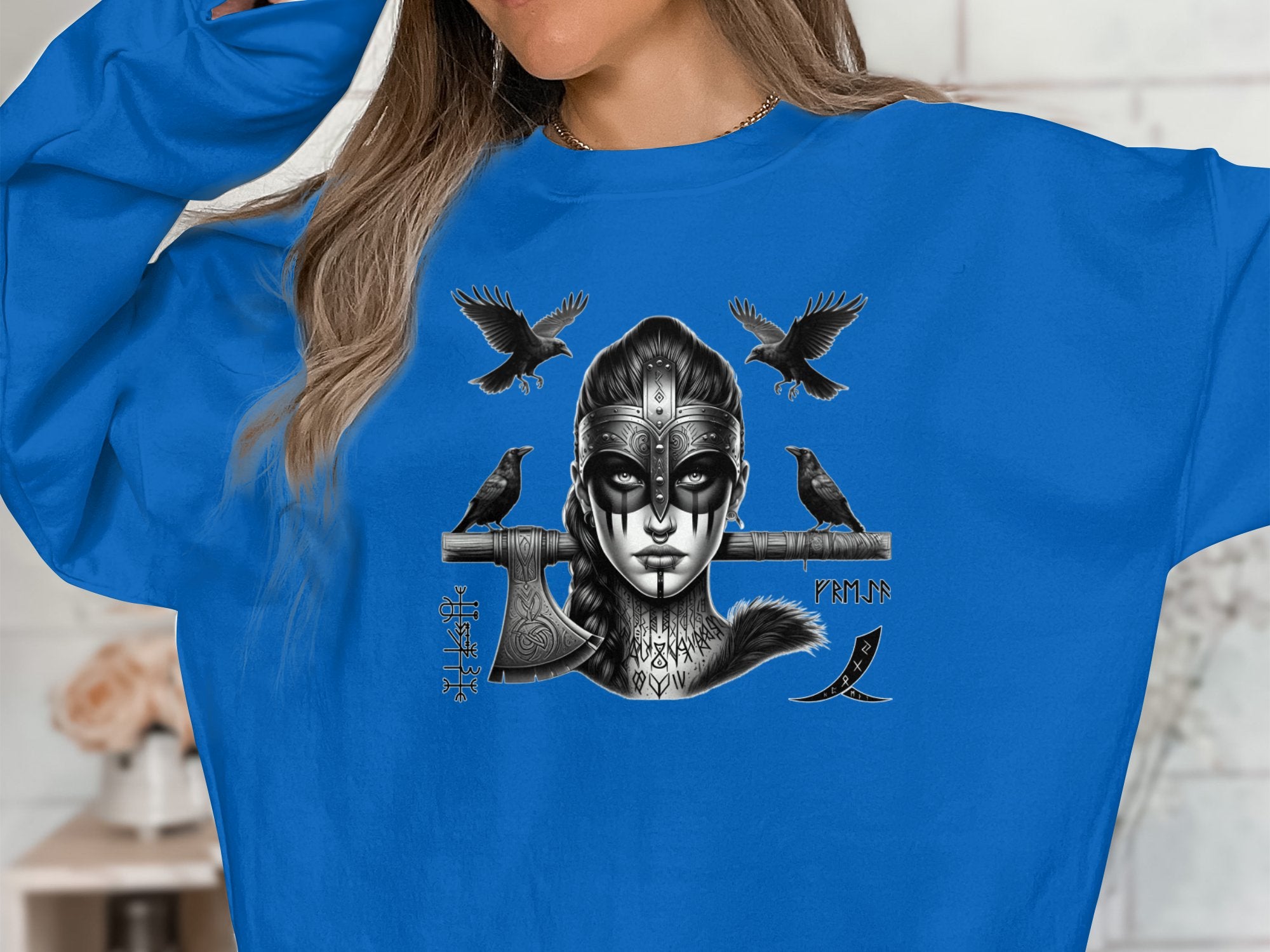 Viking Shield Maiden - Coloured Gildan Sweatshirt Realistic Norse Talisman Men Women Unisex Valhalla Tee Graphic Design