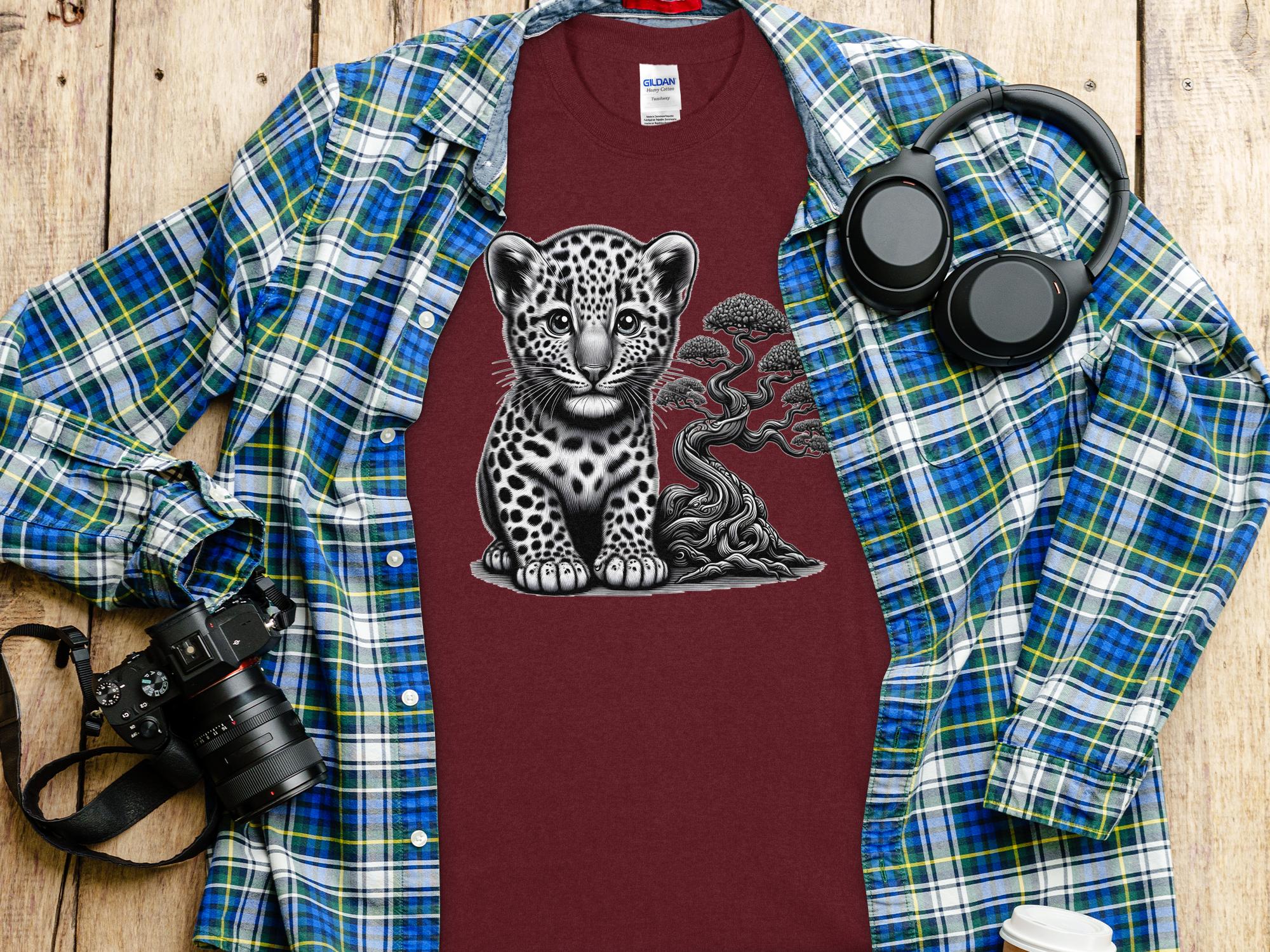 Leopard Bonsai - Coloured Gildan T-Shirt Realistic Animal Talisman Unisex Cute Tee Graphic Design