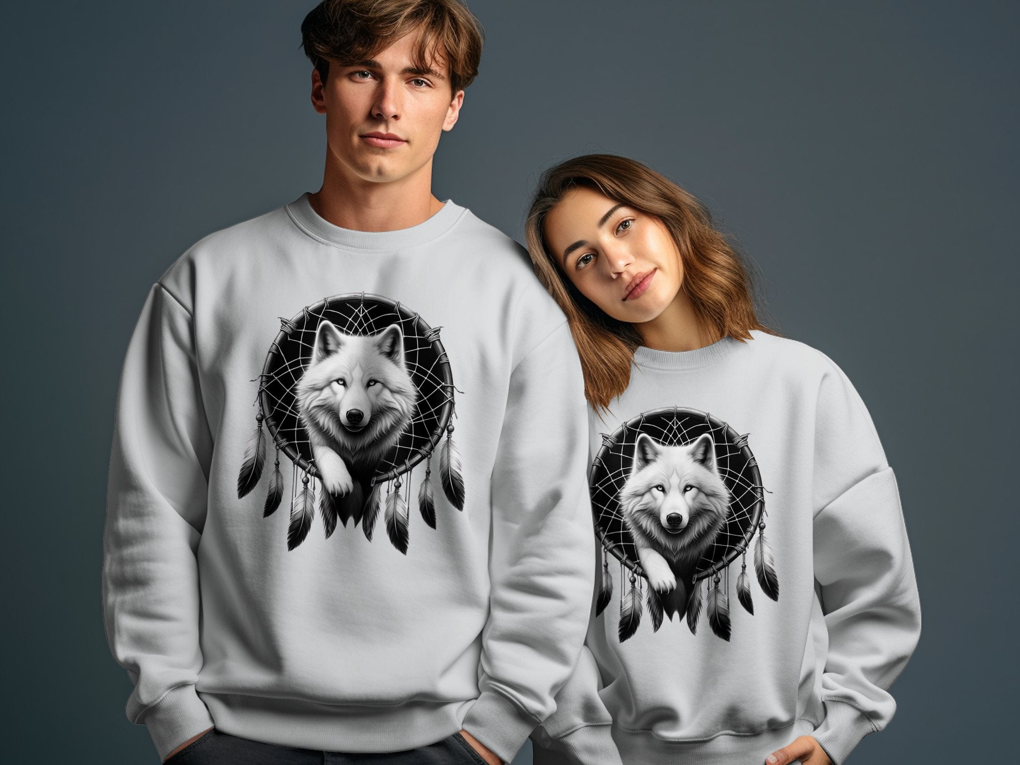 Dreamcatcher Wolf - Coloured Gildan Sweatshirt Realistic Native American Talisman Unisex Mythology Tee Graphic Design