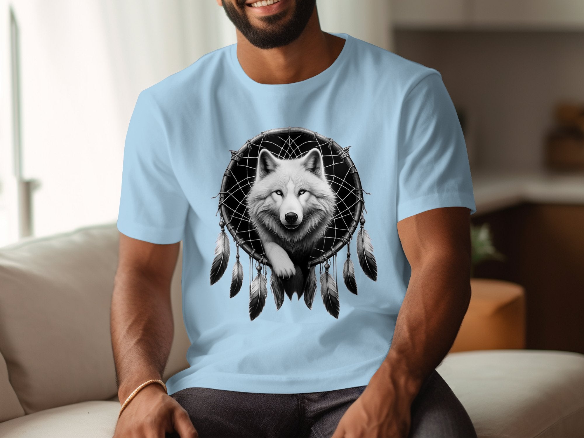 Dreamcatcher Wolf - Coloured Gildan T-Shirt Realistic Native American Talisman Unisex Mythology Tee Graphic Design