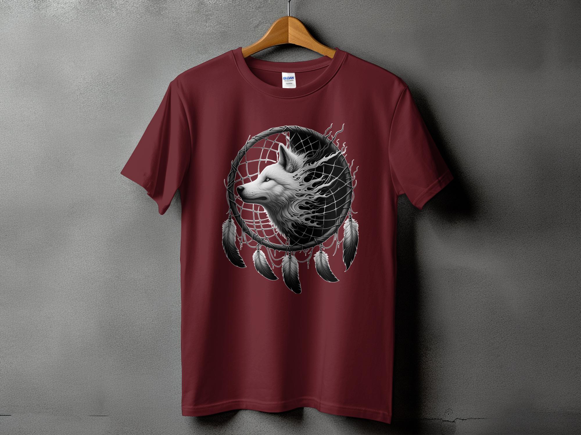 Dreamcatcher Wolf - Coloured Gildan T-Shirt Realistic Native American Talisman Unisex Mythology Tee Graphic Design