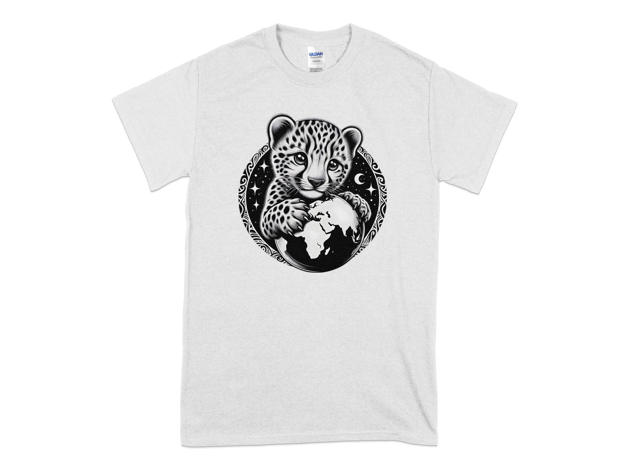 Cheetah World - Coloured Gildan T-Shirt Realistic Animal Talisman Unisex Cute Tee Graphic Design