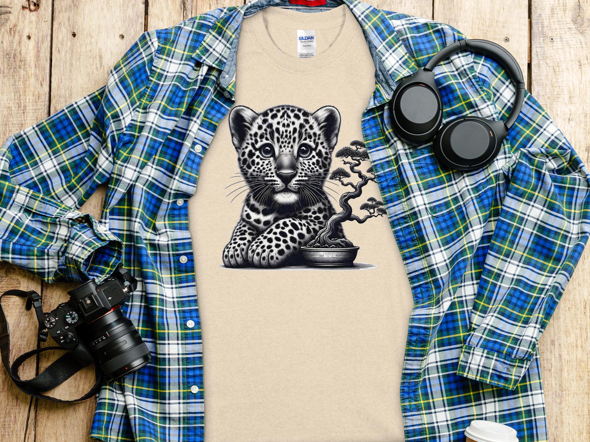 Leopard Bonsai - Coloured Gildan T-Shirt Realistic Animal Talisman Unisex Cute Tee Graphic Design