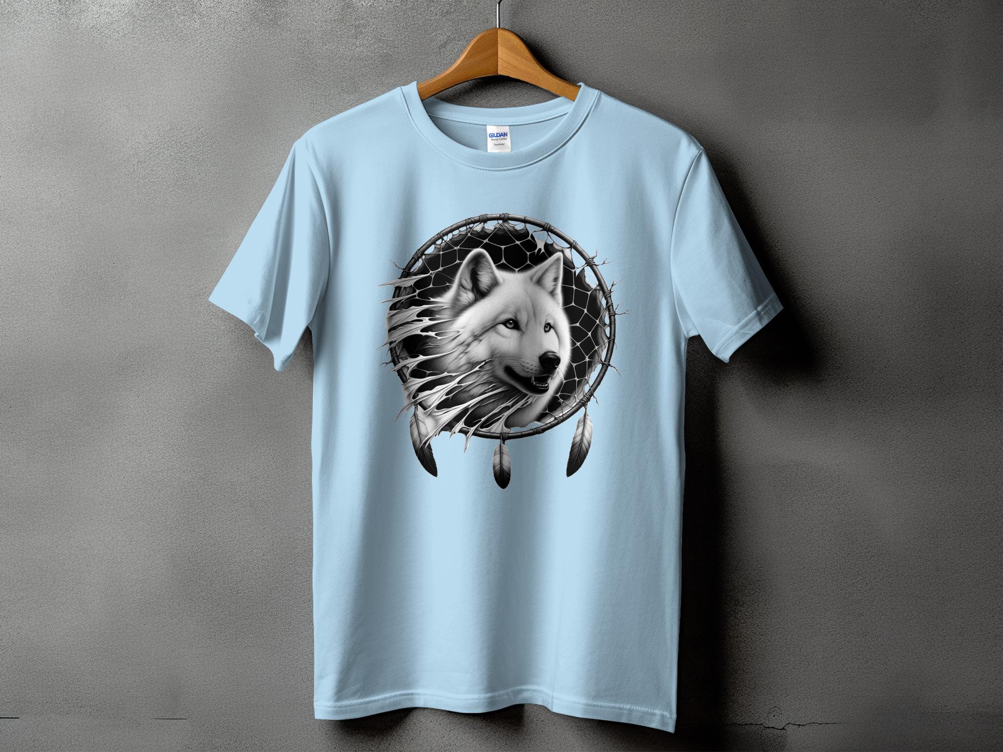 Dreamcatcher Wolf - Coloured Gildan T-Shirt Realistic Native American Talisman Unisex Mythology Tee Graphic Design