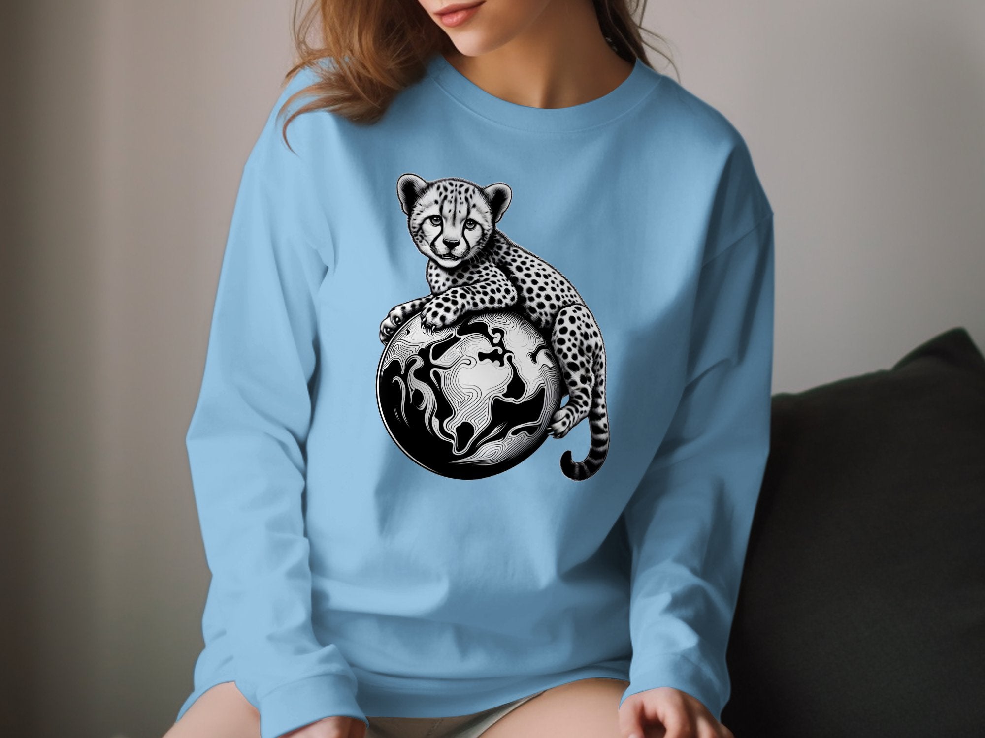 Cheetah World - Coloured Gildan Long Sleeve Realistic Animal Talisman Unisex Cute Tee Graphic Design