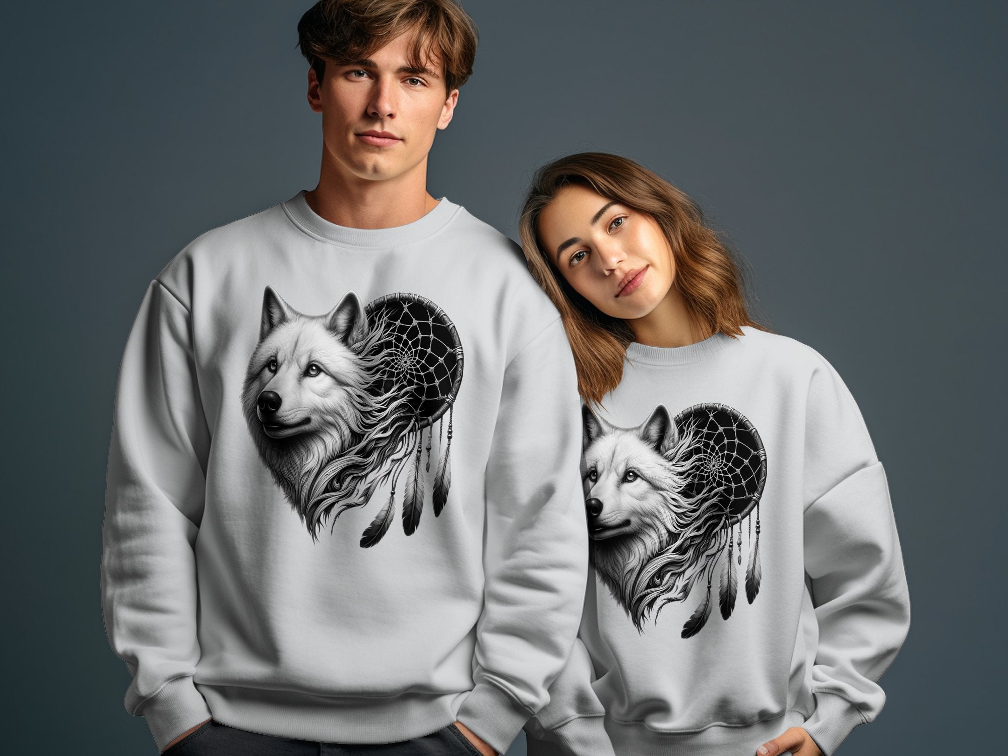 Dreamcatcher Wolf - Coloured Gildan Sweatshirt Realistic Native American Talisman Unisex Mythology Tee Graphic Design