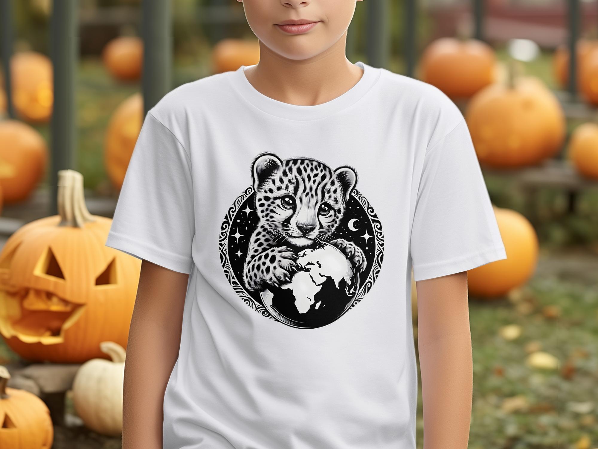 Cheetah World - Coloured Gildan Kids T-Shirt Realistic Animal Talisman Unisex Cute Tee Graphic Design