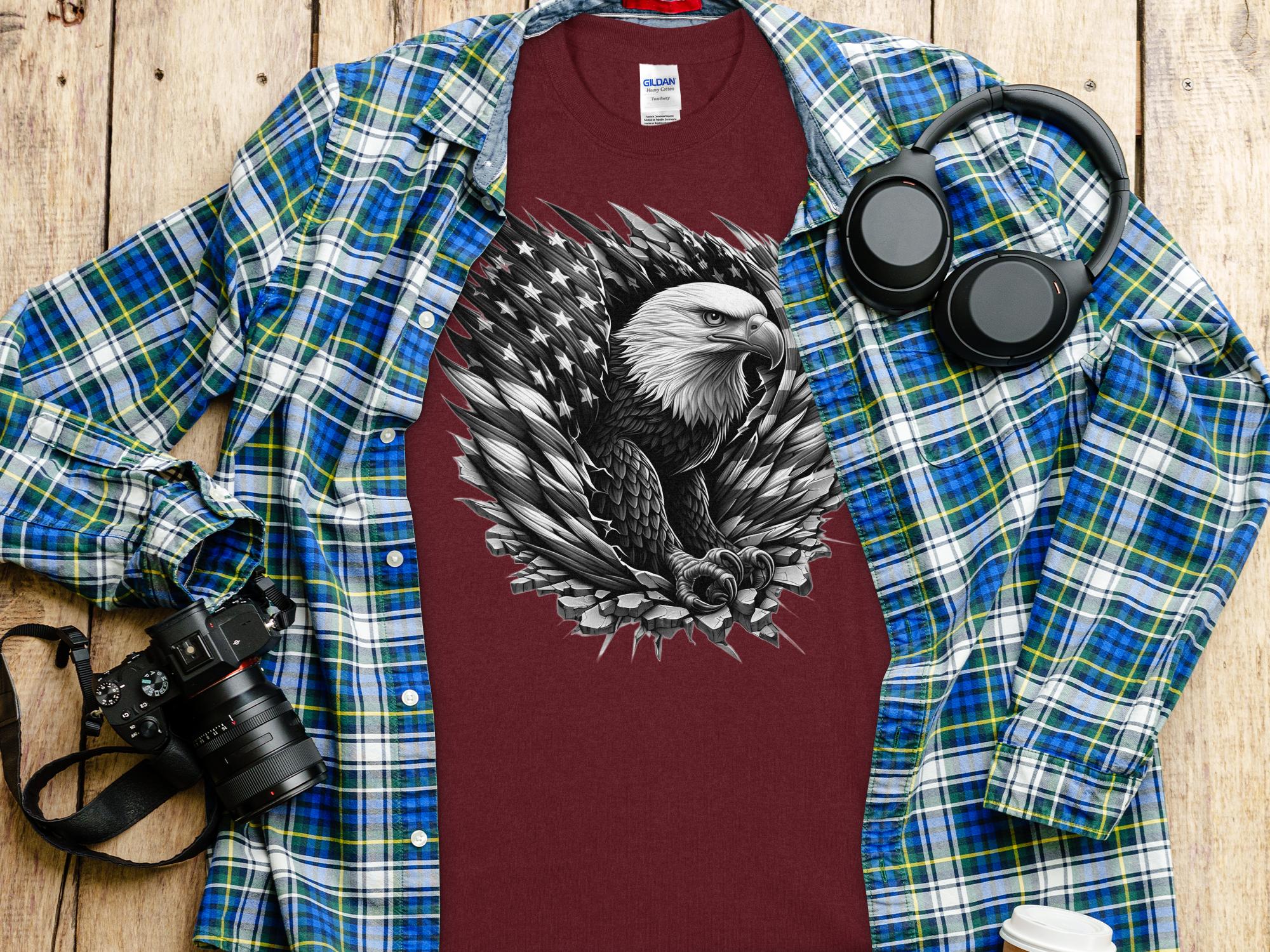 Eagle Patriot - Coloured Gildan T-Shirt Realistic Animal Talisman Unisex Tee Graphic Design