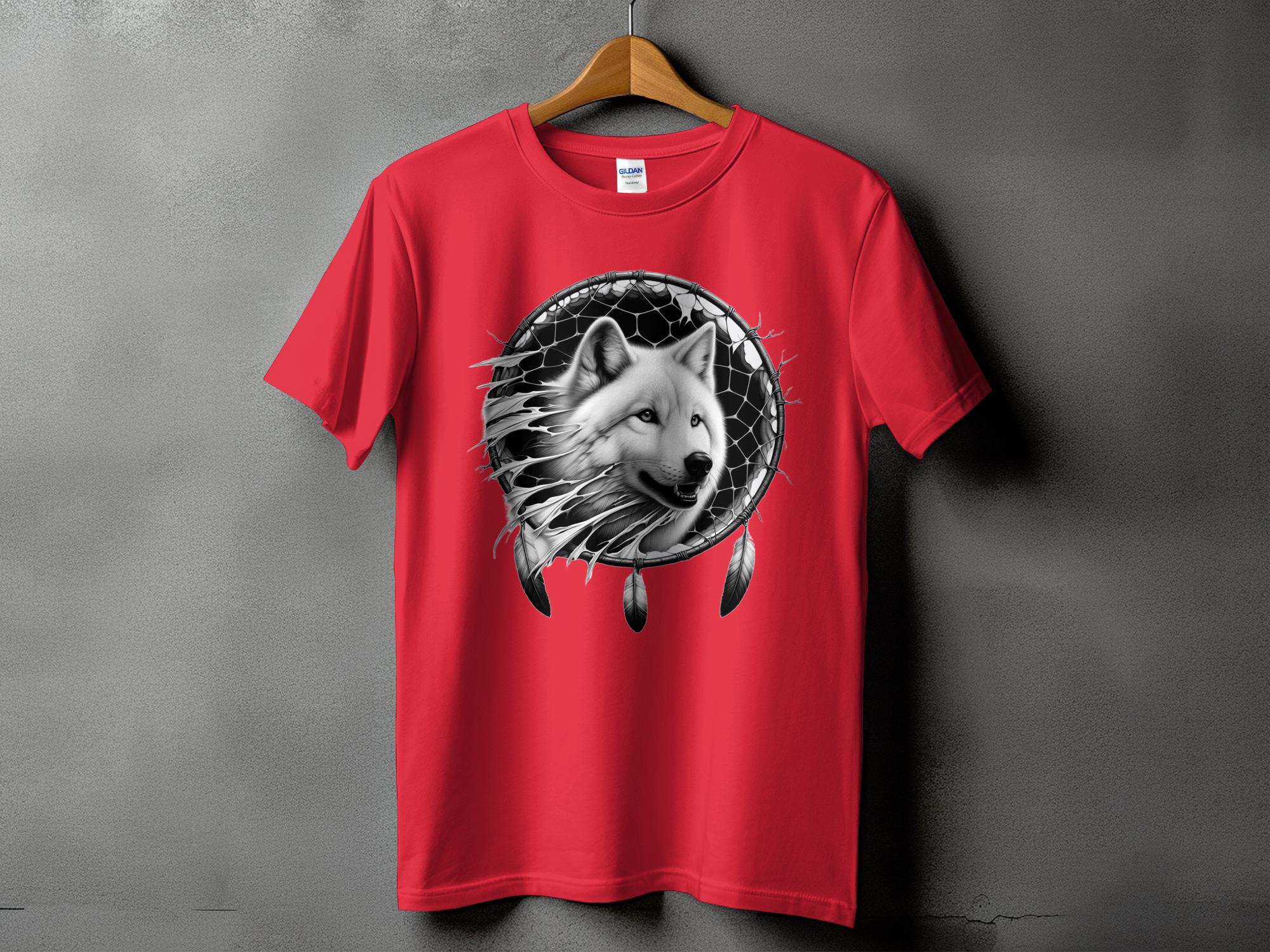 Dreamcatcher Wolf - Coloured Gildan T-Shirt Realistic Native American Talisman Unisex Mythology Tee Graphic Design