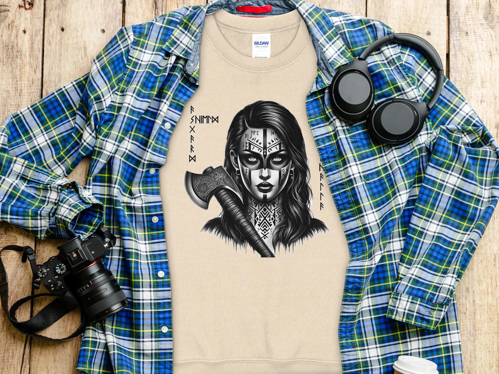 Viking Shield Maiden - Coloured Gildan Sweatshirt Realistic Norse Talisman Men Women Unisex Valhalla Tee Graphic Design