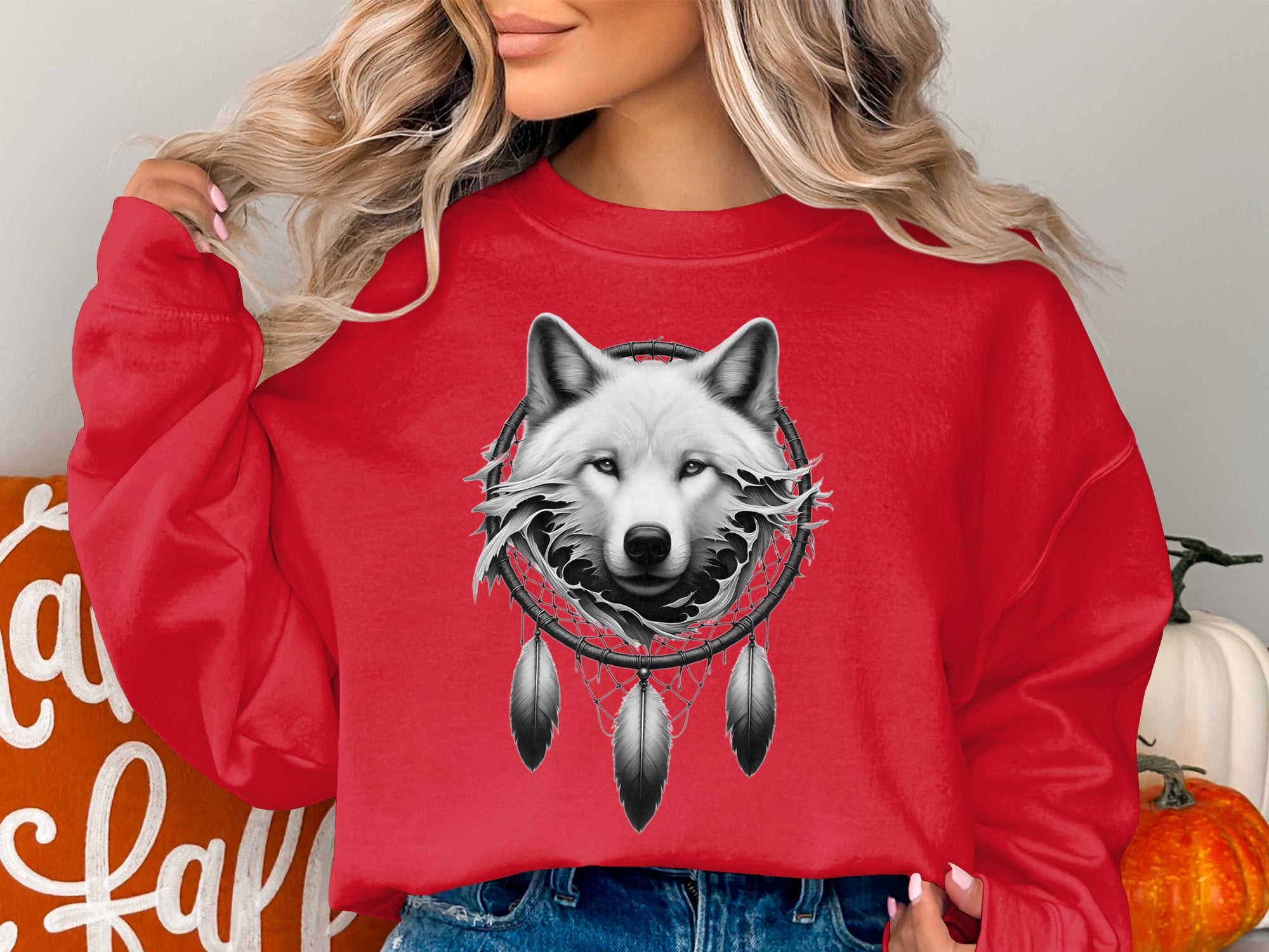 Dreamcatcher Wolf - Coloured Gildan Sweatshirt Realistic Native American Talisman Unisex Mythology Tee Graphic Design