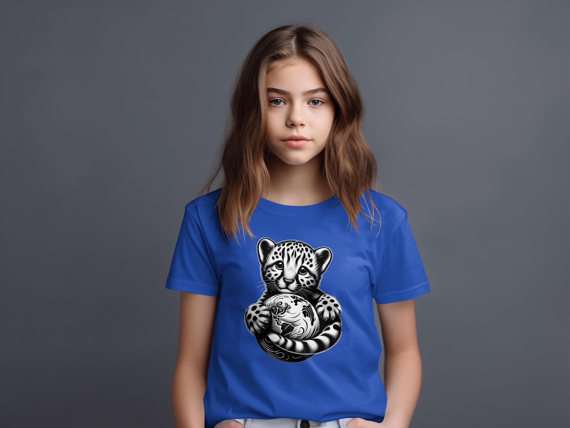 Cheetah World - Coloured Gildan Kids T-Shirt Realistic Animal Talisman Unisex Cute Tee Graphic Design