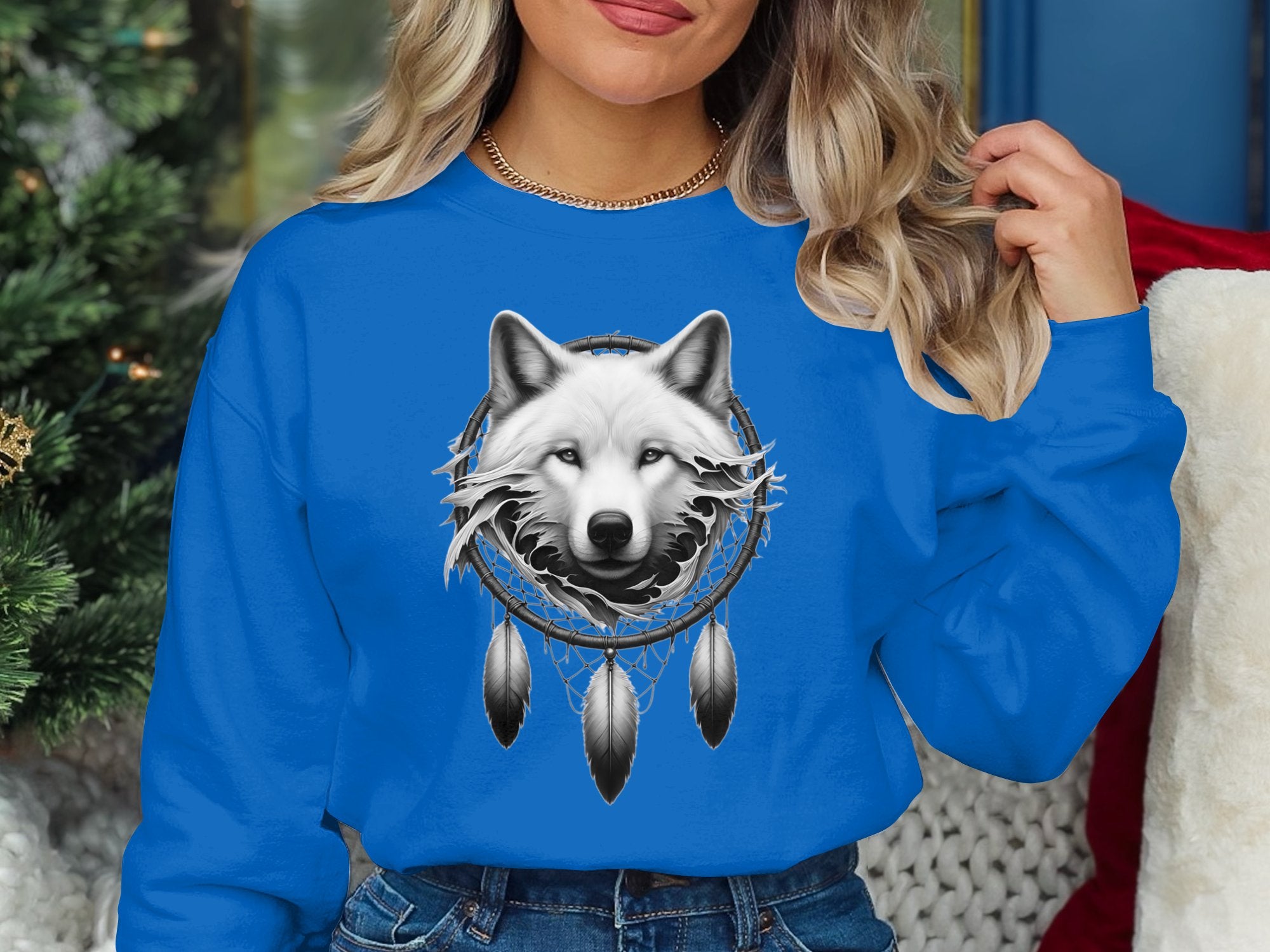 Dreamcatcher Wolf - Coloured Gildan Sweatshirt Realistic Native American Talisman Unisex Mythology Tee Graphic Design