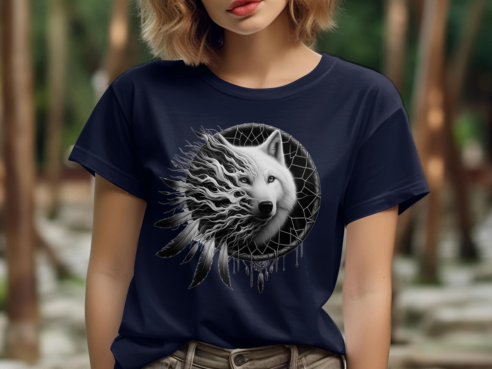 Dreamcatcher Wolf - Coloured Gildan T-Shirt Realistic Native American Talisman Unisex Mythology Tee Graphic Design