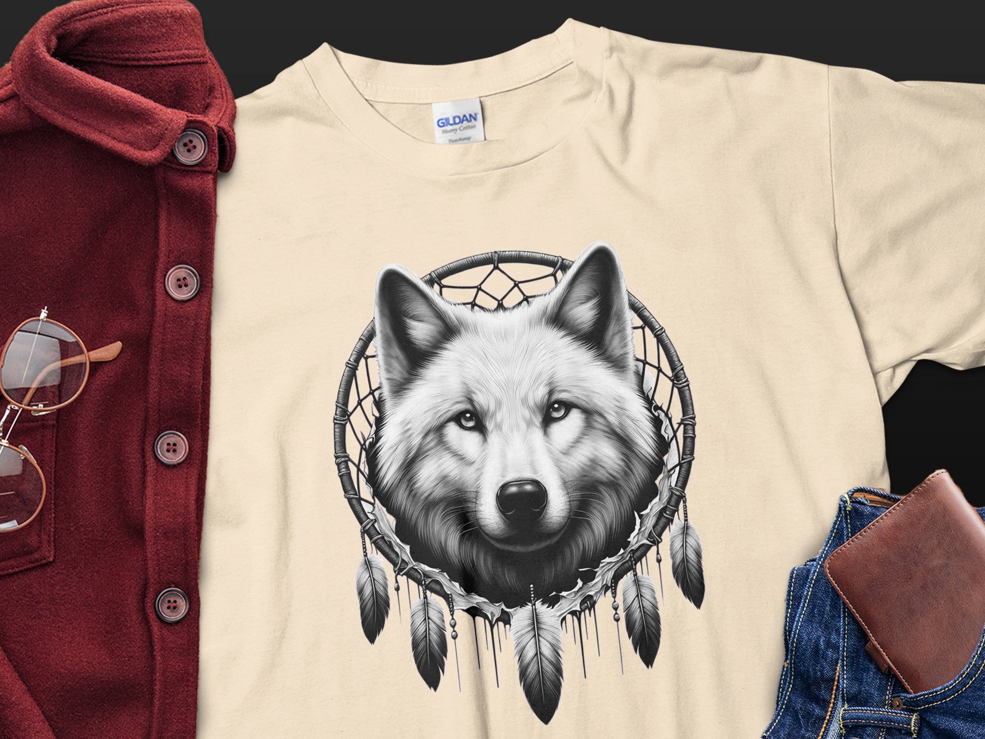 Dreamcatcher Wolf - Coloured Gildan T-Shirt Realistic Native American Talisman Unisex Mythology Tee Graphic Design