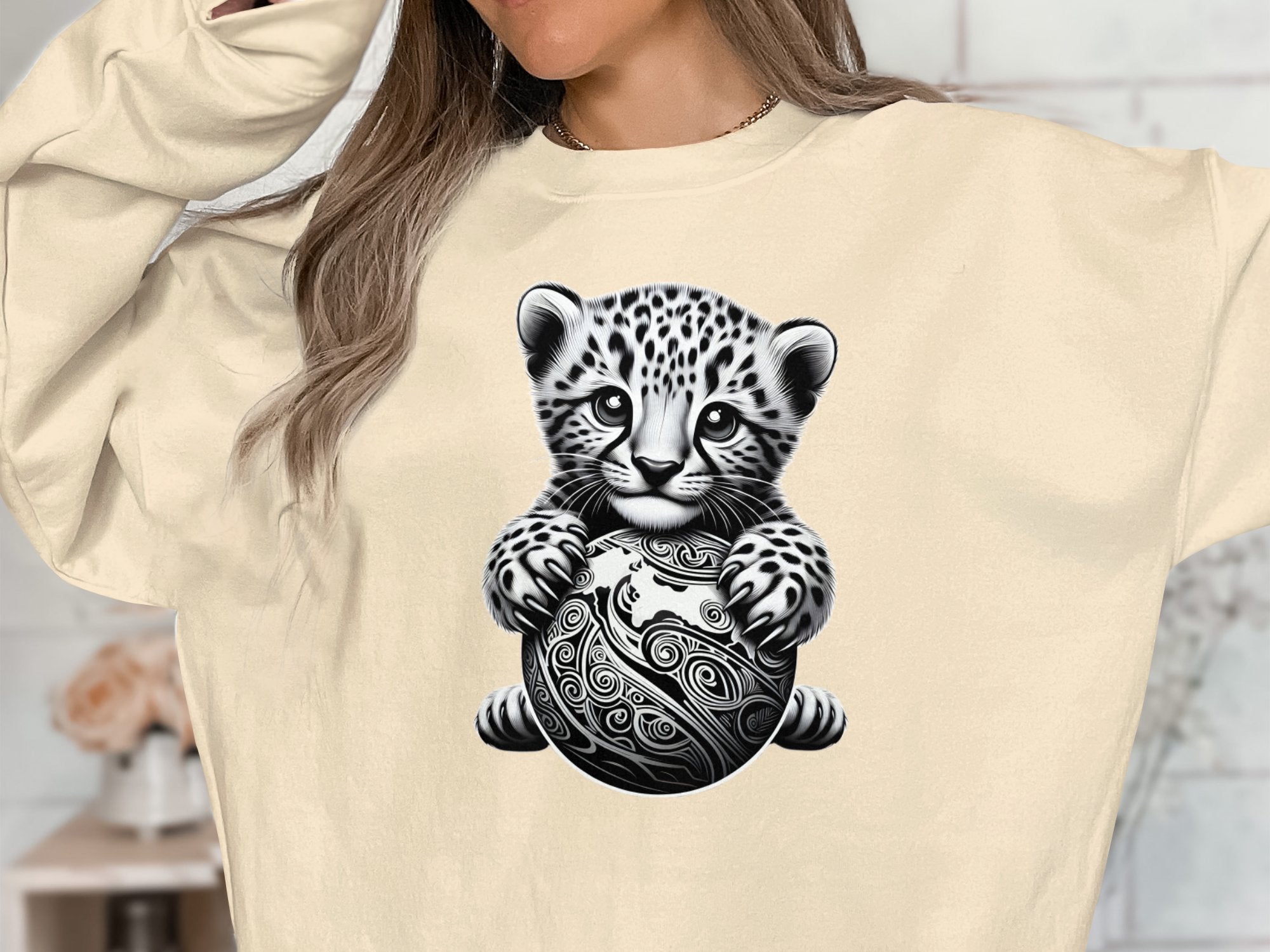 Cheetah World - Coloured Gildan Sweatshirt Realistic Animal Talisman Unisex Cute Tee Graphic Design