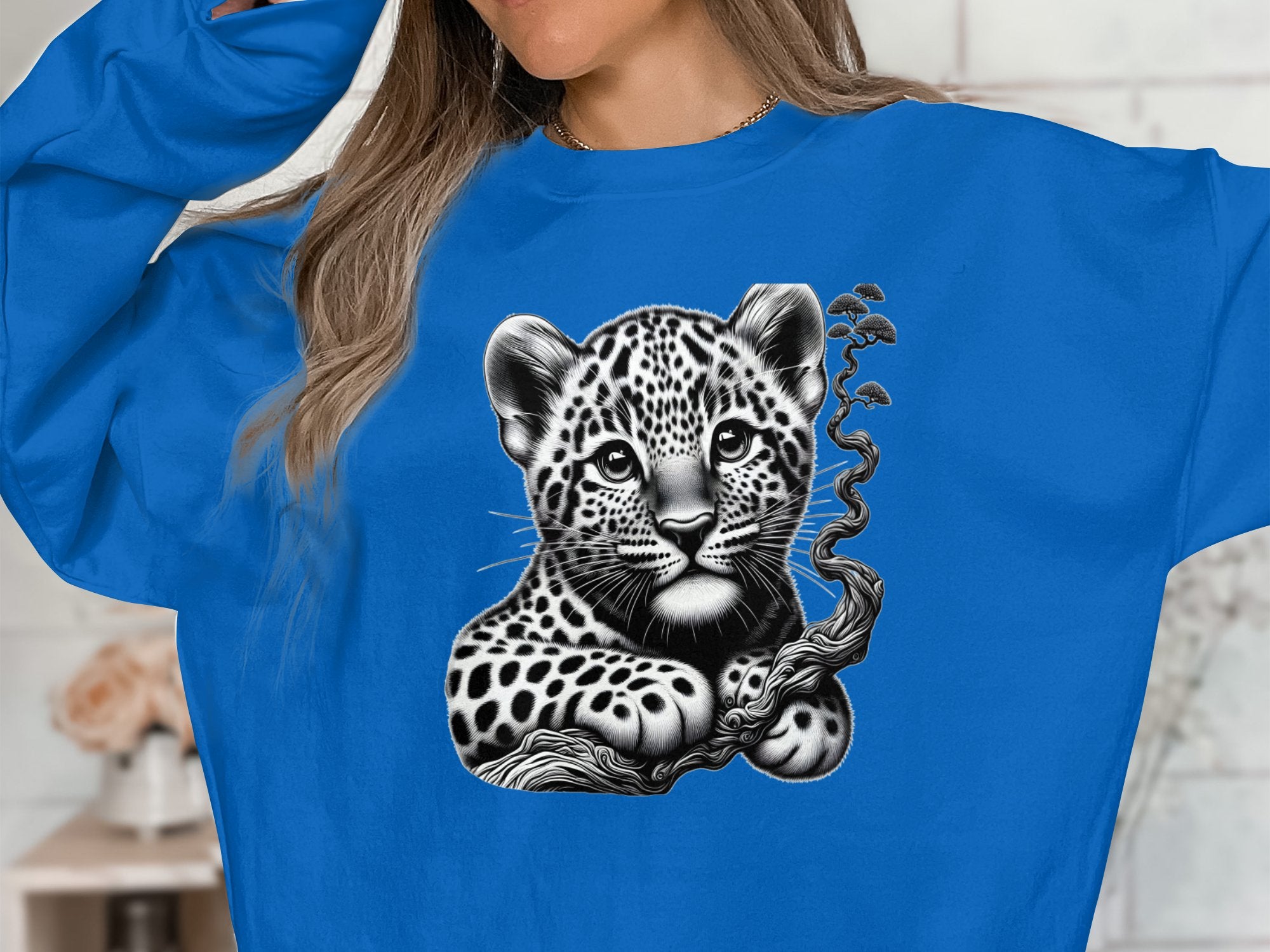 Leopard Bonsai - Coloured Gildan Sweatshirt Realistic Animal Talisman Unisex Cute Tee Graphic Design