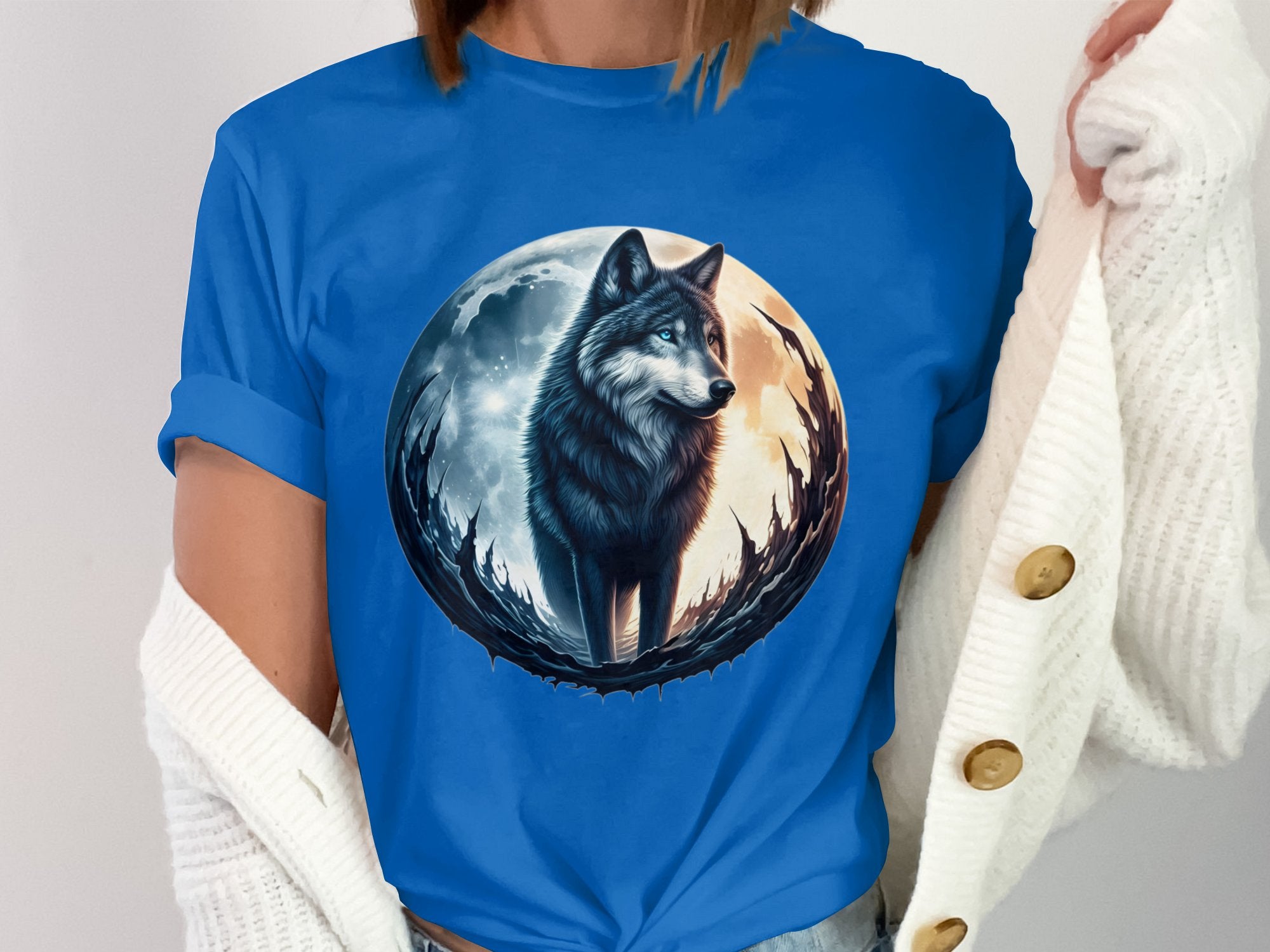 Moon Wolf - T-Shirt Realistic Full Colour Animal Talisman Unisex Mythology Tee Gildan Graphic Design