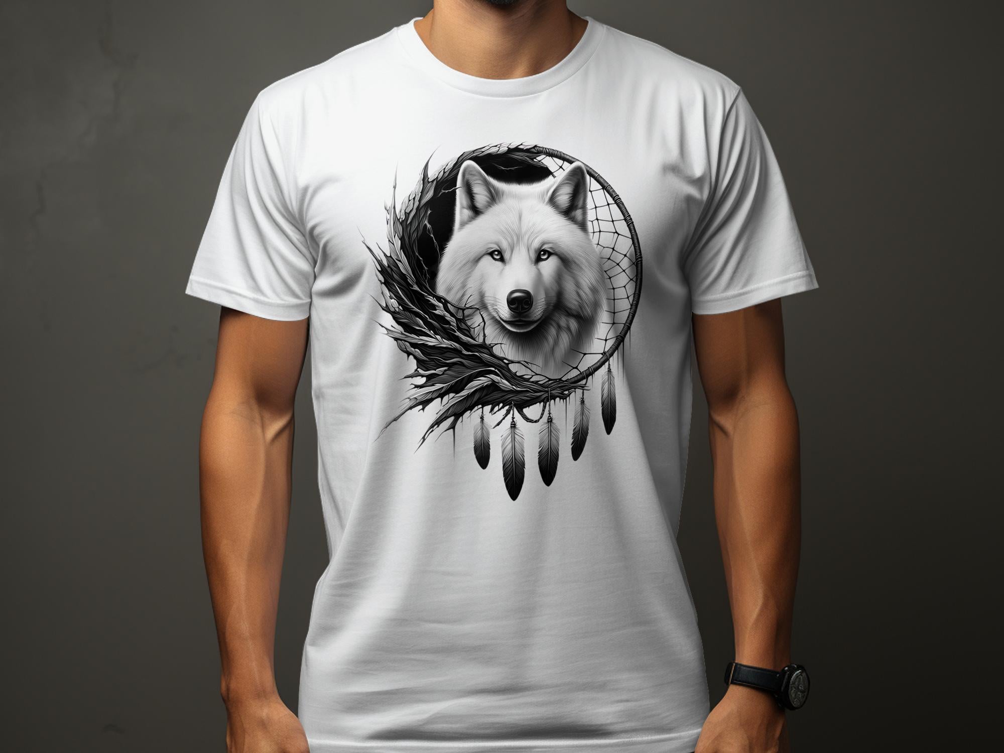 Dreamcatcher Wolf - Coloured Gildan T-Shirt Realistic Native American Talisman Unisex Mythology Tee Graphic Design