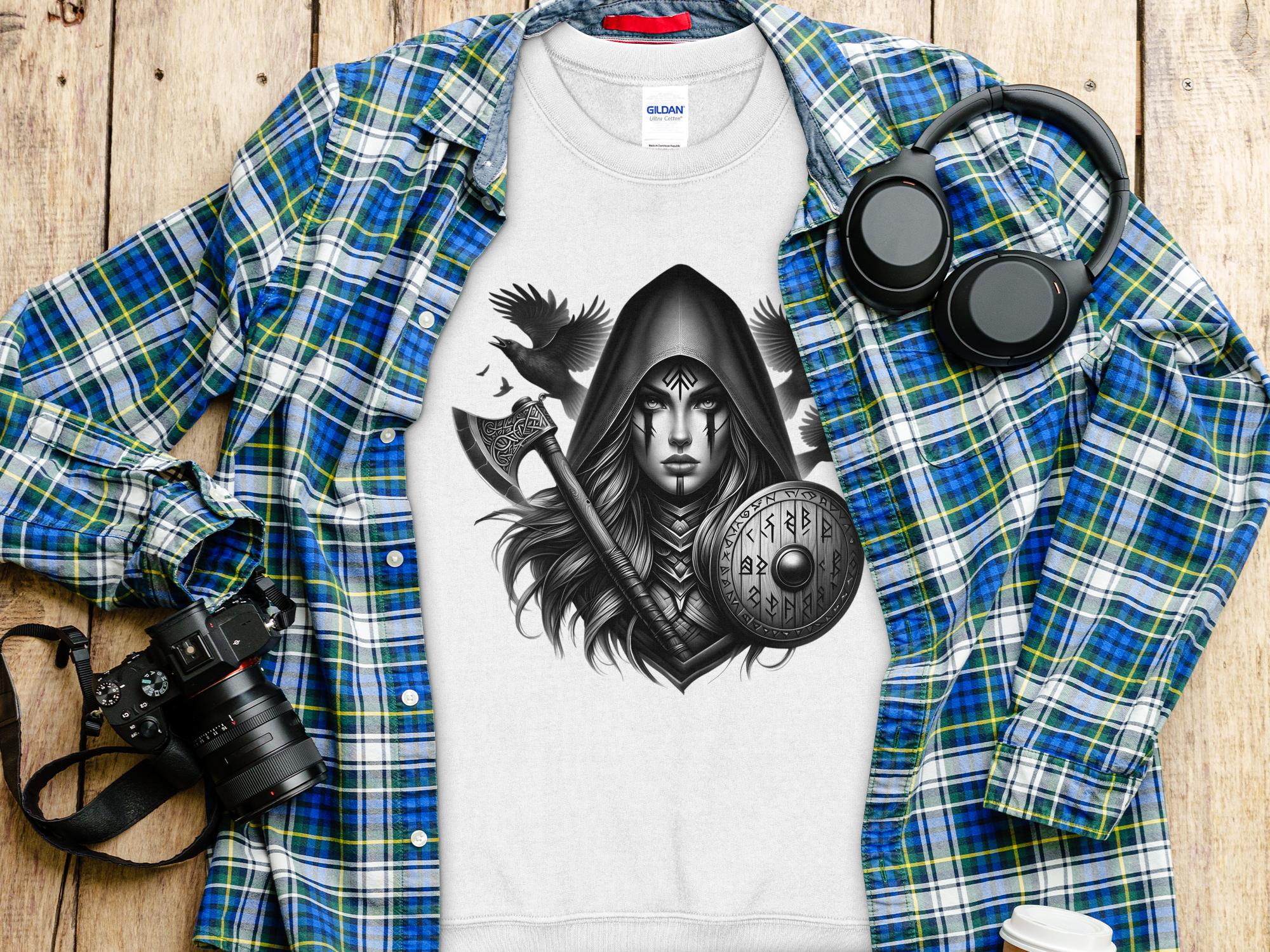 Viking Shield Maiden - Coloured Gildan Sweatshirt Realistic Norse Talisman Men Women Unisex Valhalla Tee Graphic Design